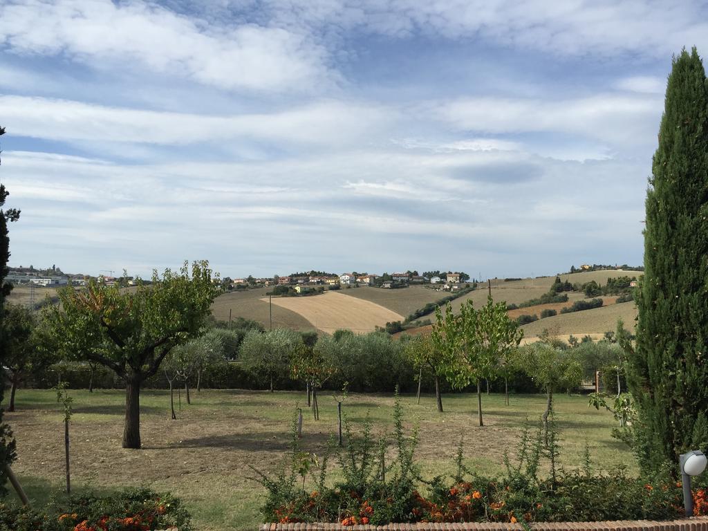 San Costanzo Villa Dolcevita المظهر الخارجي الصورة