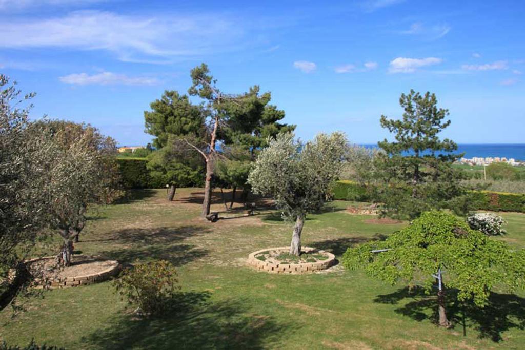 San Costanzo Villa Dolcevita المظهر الخارجي الصورة