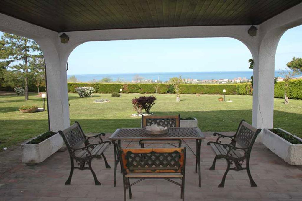 San Costanzo Villa Dolcevita المظهر الخارجي الصورة